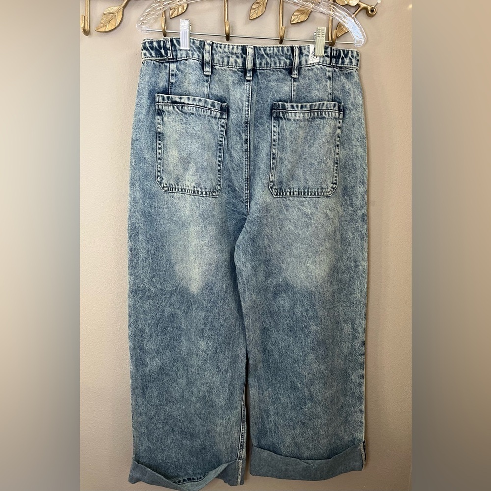 NWT Altar'd State Wide Leg Jeans - Picture 3 of 8